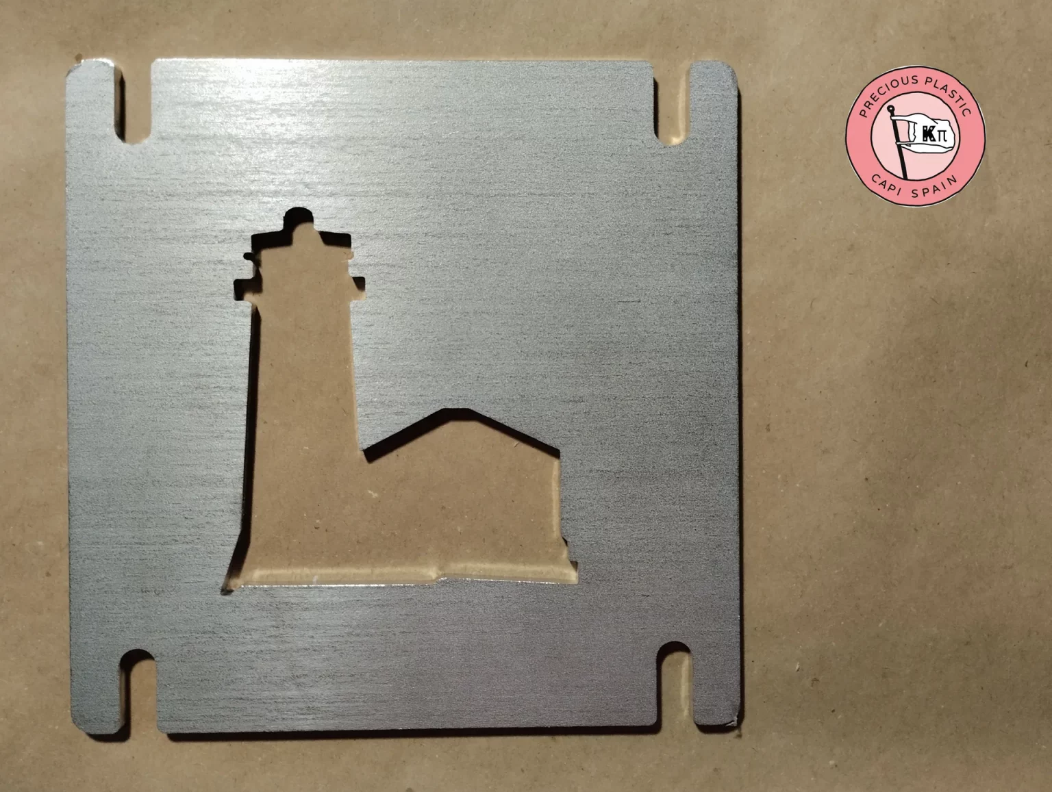 Custom stainless‑steel injection mould designed and manufactured by Precious Plastic Capi Spain.