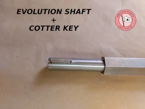 Steel Evolution Shaft with the driving cotter key assembled into its keyway for the Precious Plastic shredder.